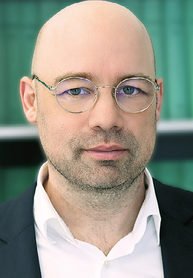 Foto eines der Autoren von NVwZ-Editorial Heft 1-2/2026 Dr. Johannes Heuschmid