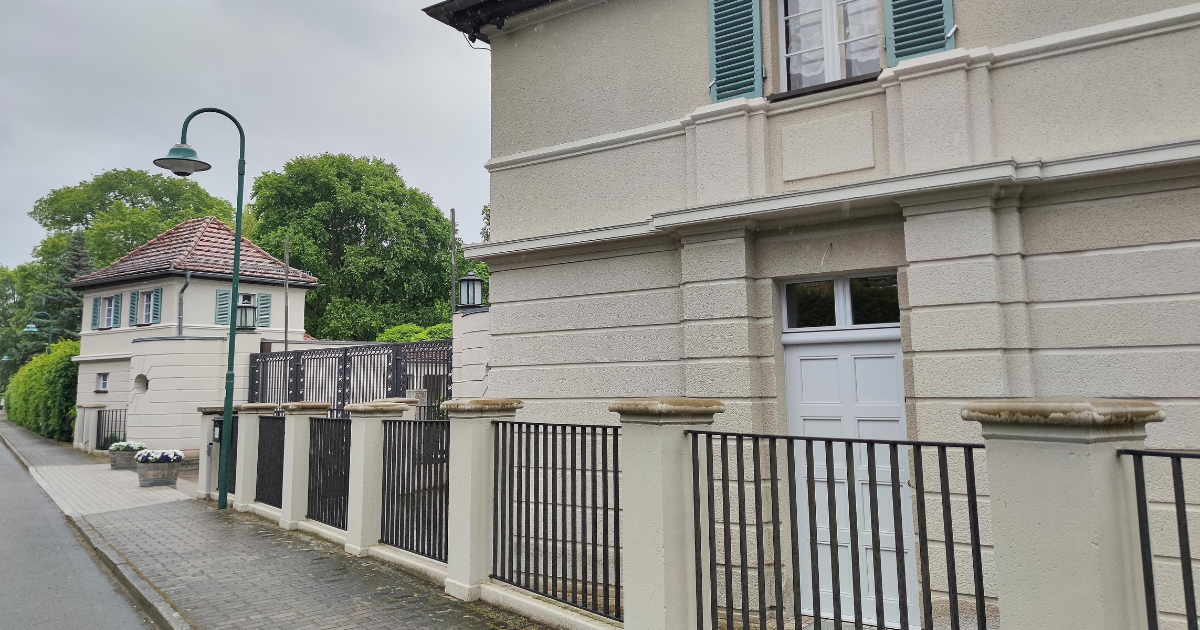 Villa Adlon, laut Correctiv Tagungsort des sog. Potsdam-Treffen im November 2023